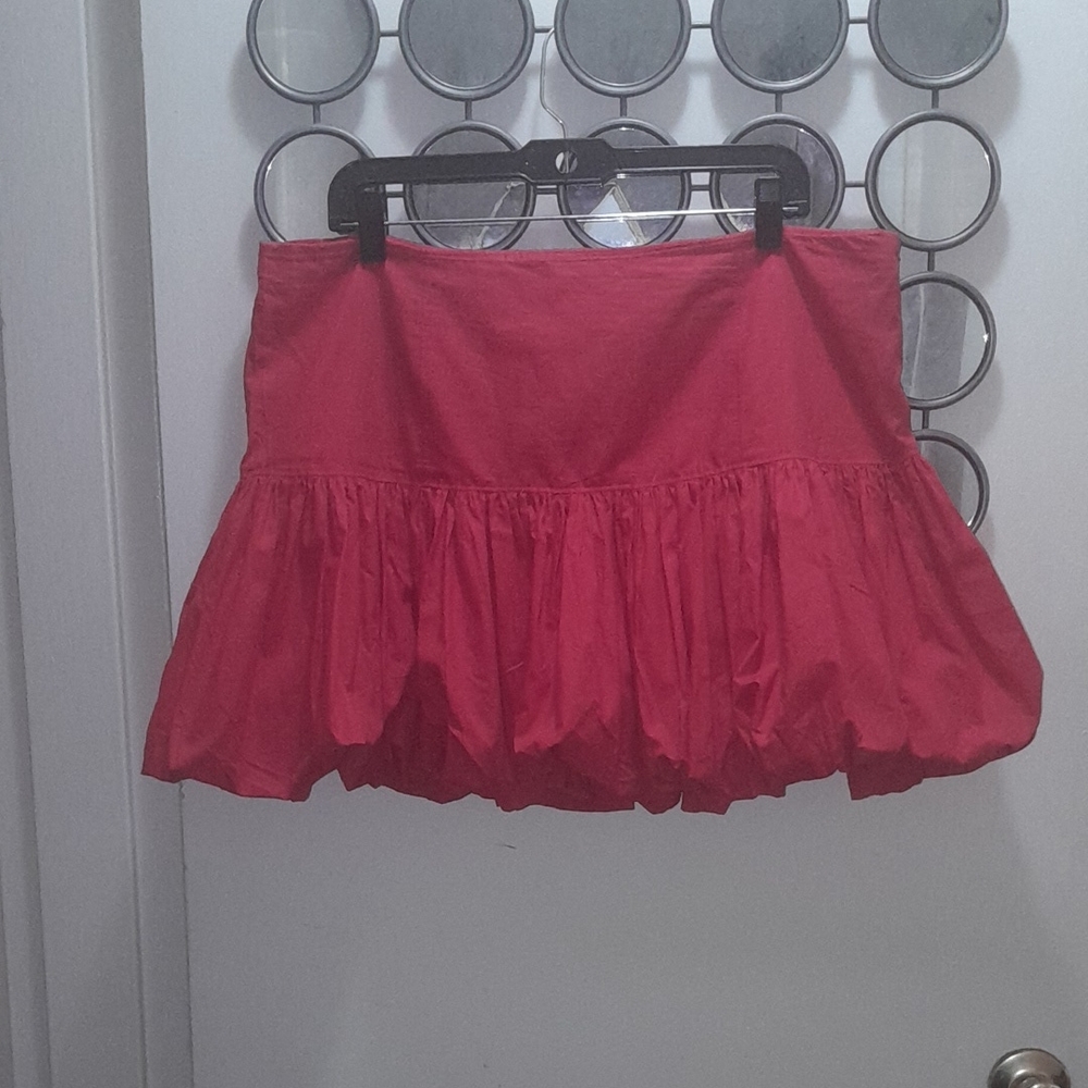 🌺RED BUBBLE Skirt